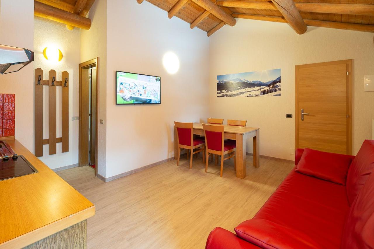 Casa Marcos Apartment Livigno Bagian luar foto